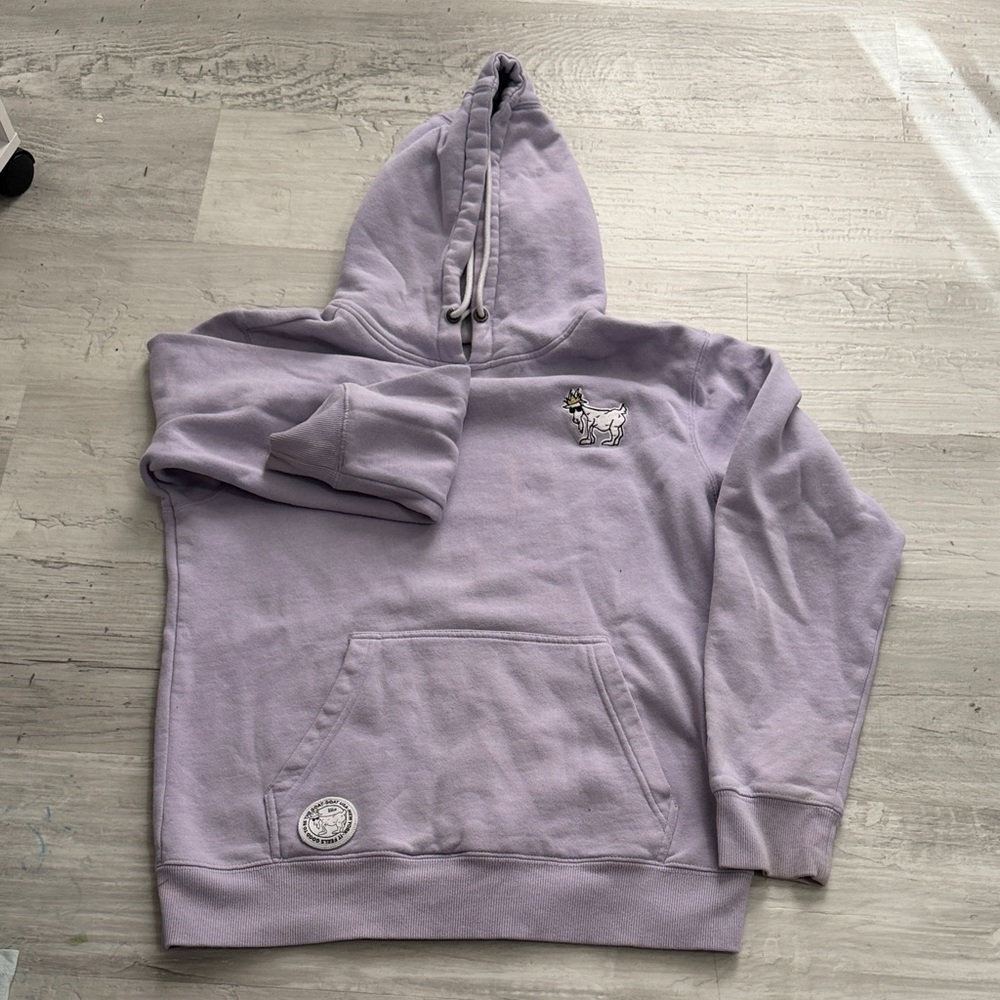 Lilac Embroidered Goat Pullover Hoodie for Women